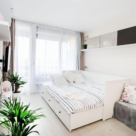 Silver Lodge Ezuestpart Apartman Siófok Eksteriør bilde