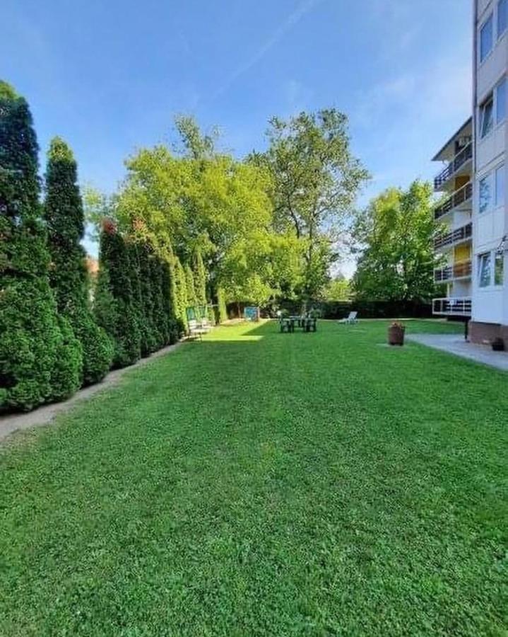 Silver Lodge Ezuestpart Apartman Siófok Eksteriør bilde